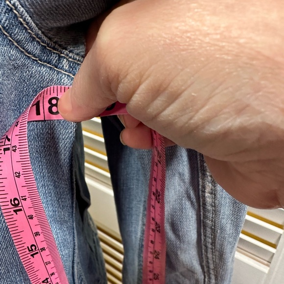 The Kamryn Jacket - Picture 4 of 5